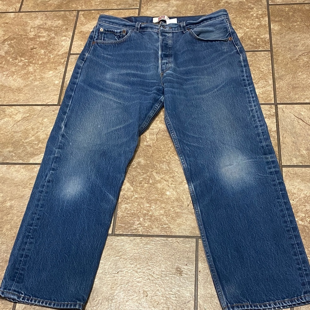 Levi's Men's Relaxed Fit Button Fly Denim Jeans Casual Cotton